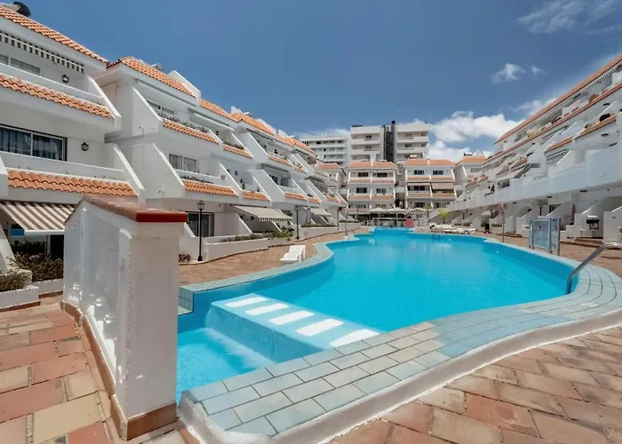 Apto Blue Pool Floritas Daire